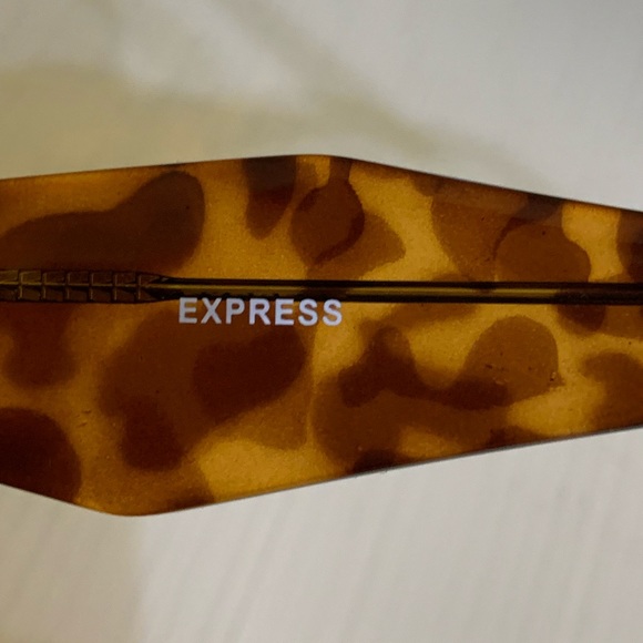 Express rectangular frame sunglasses